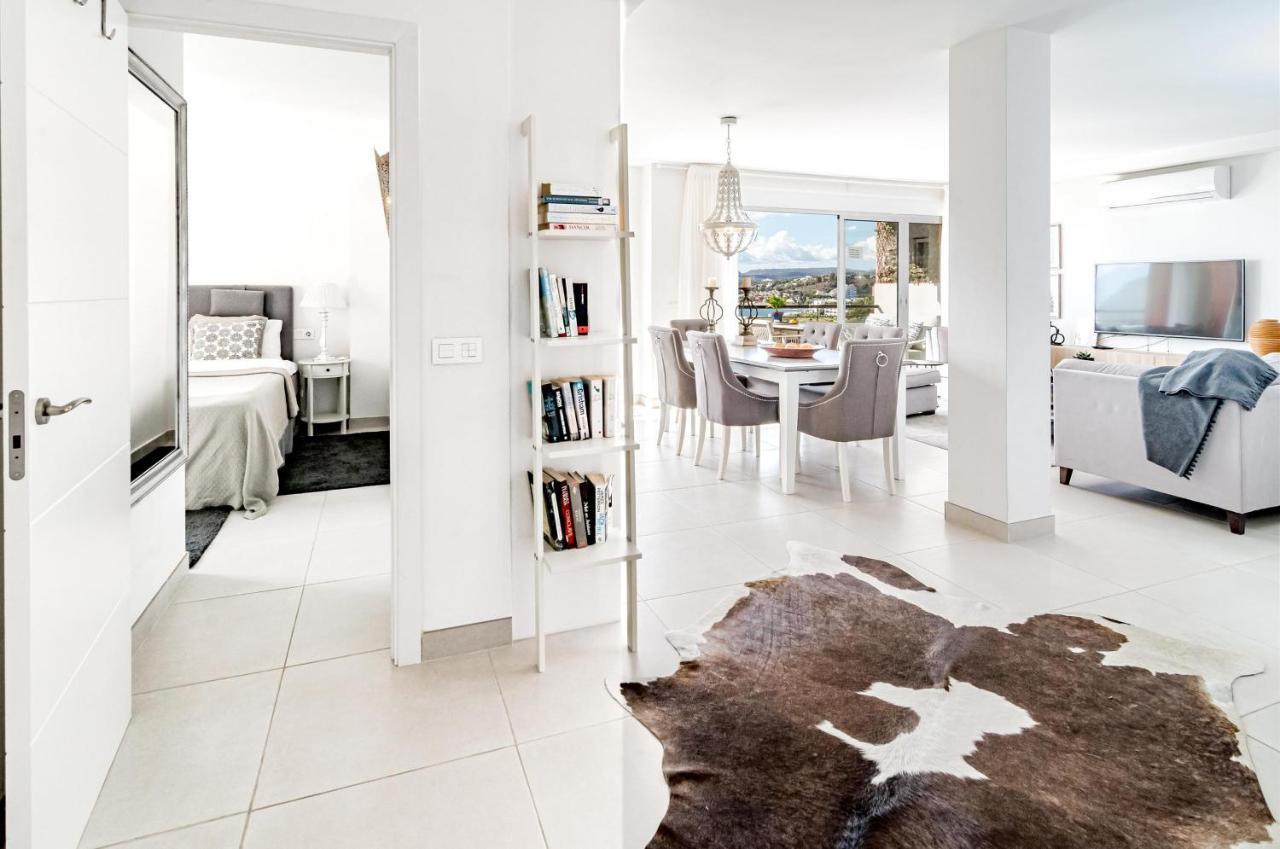 Cp - Modern Beachside Apartment In Estepona Exterior photo